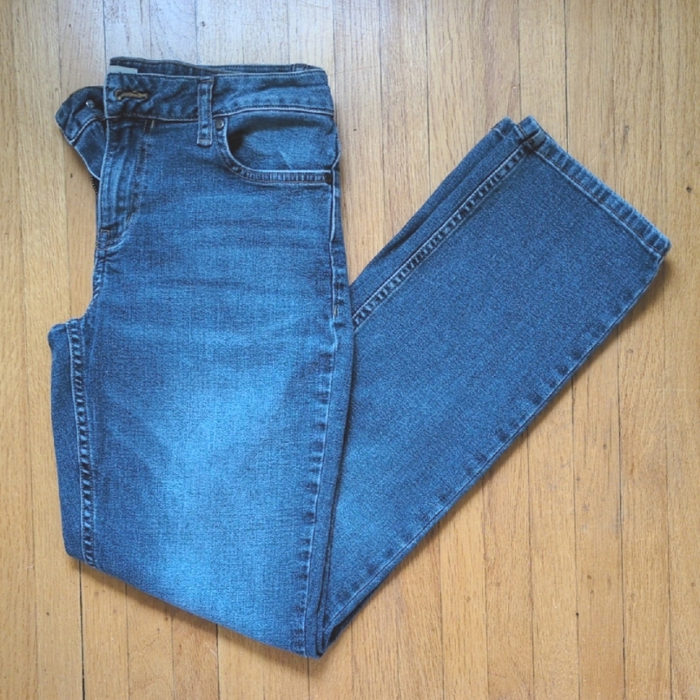 Calvin Klein Straight Leg Medium Wash Jean Size 8x30